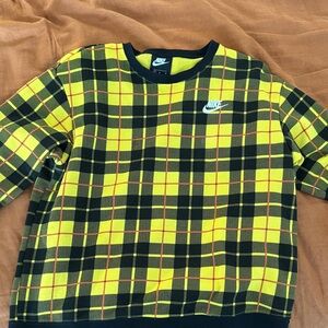 Nike Men's Black and Yellow Plaid Crewneck Sweater